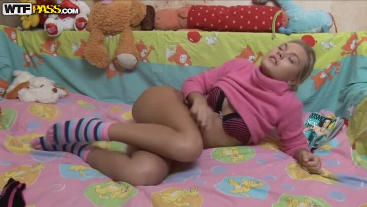 [PrivateSexTapes] - Homemade Sex Tape of Kathleen and Her Favorite Toys - Kathleen Pitts