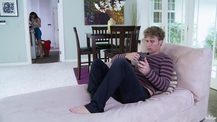 [TwistysHard] - Romi Rain's Shaved and Sexy Secret