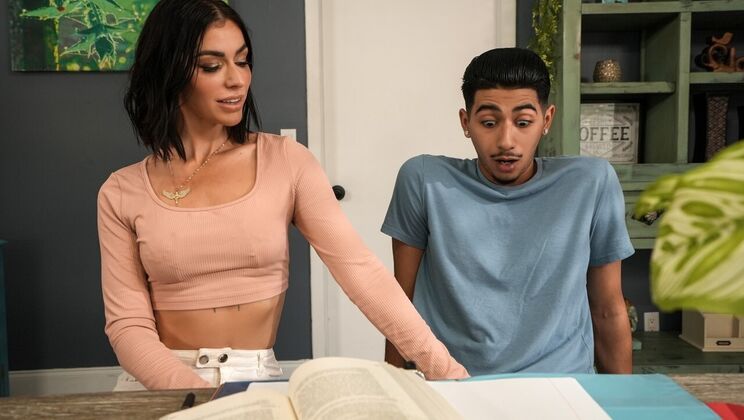 [MomIsHorny] - Stepmom's Sexy Help - Diego Perez - Venus Valencia