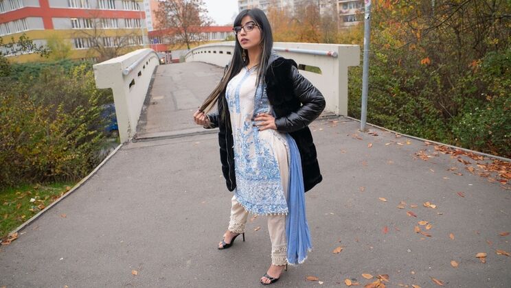 Amateur Asian Brunette Aaliyah Yasin Takes Big Cock in POV Doggystyle